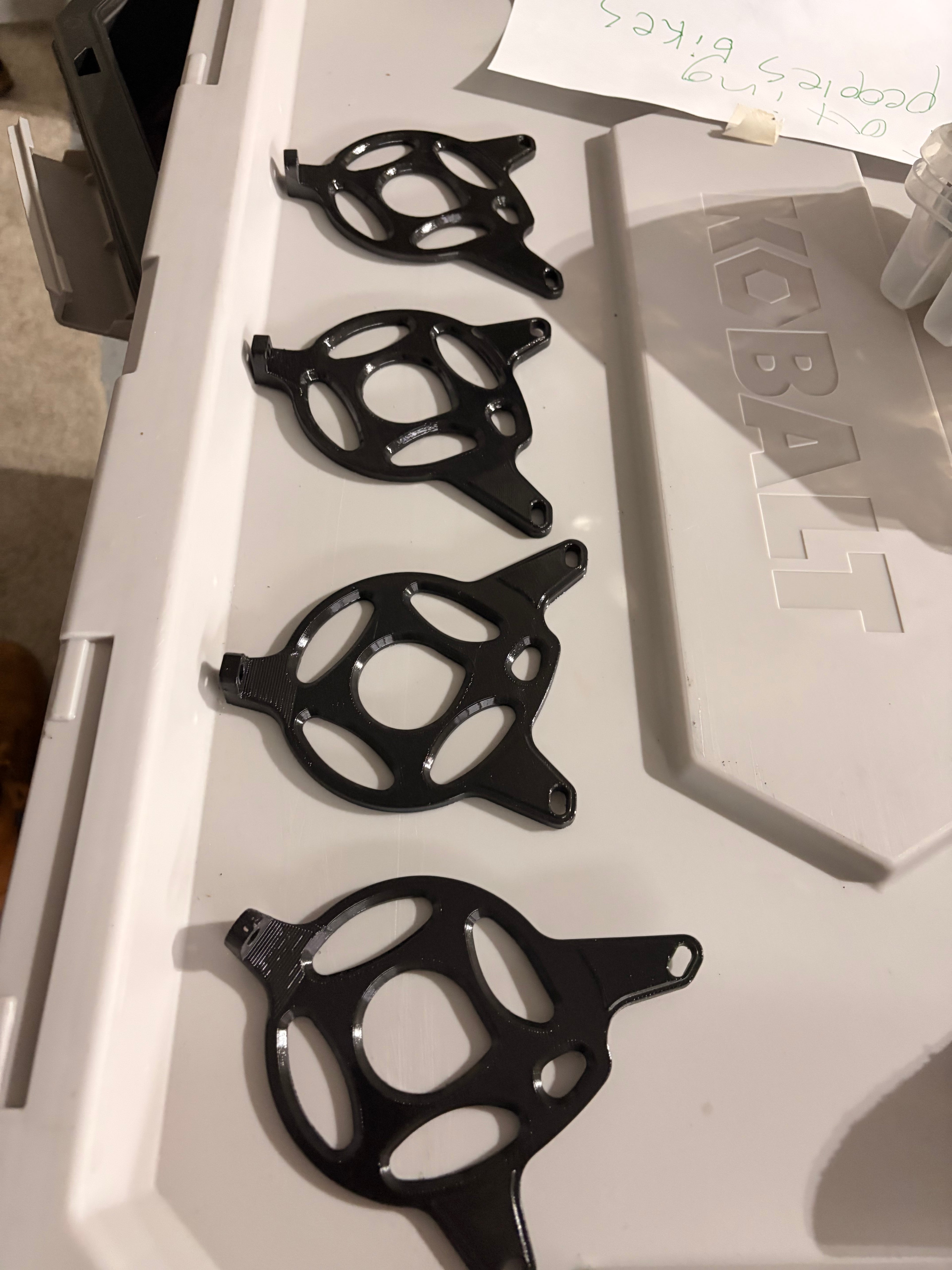 tuttio motor cover
